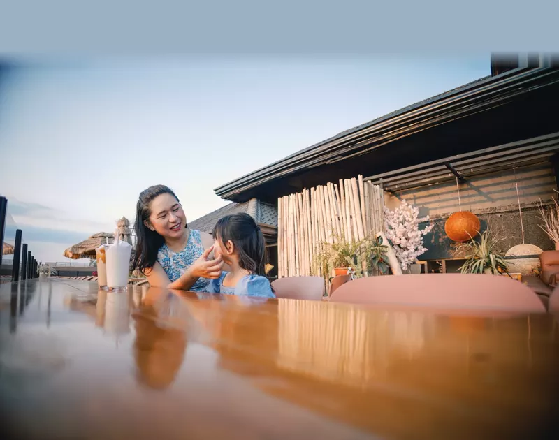 Kabesera Café on the East Ridge